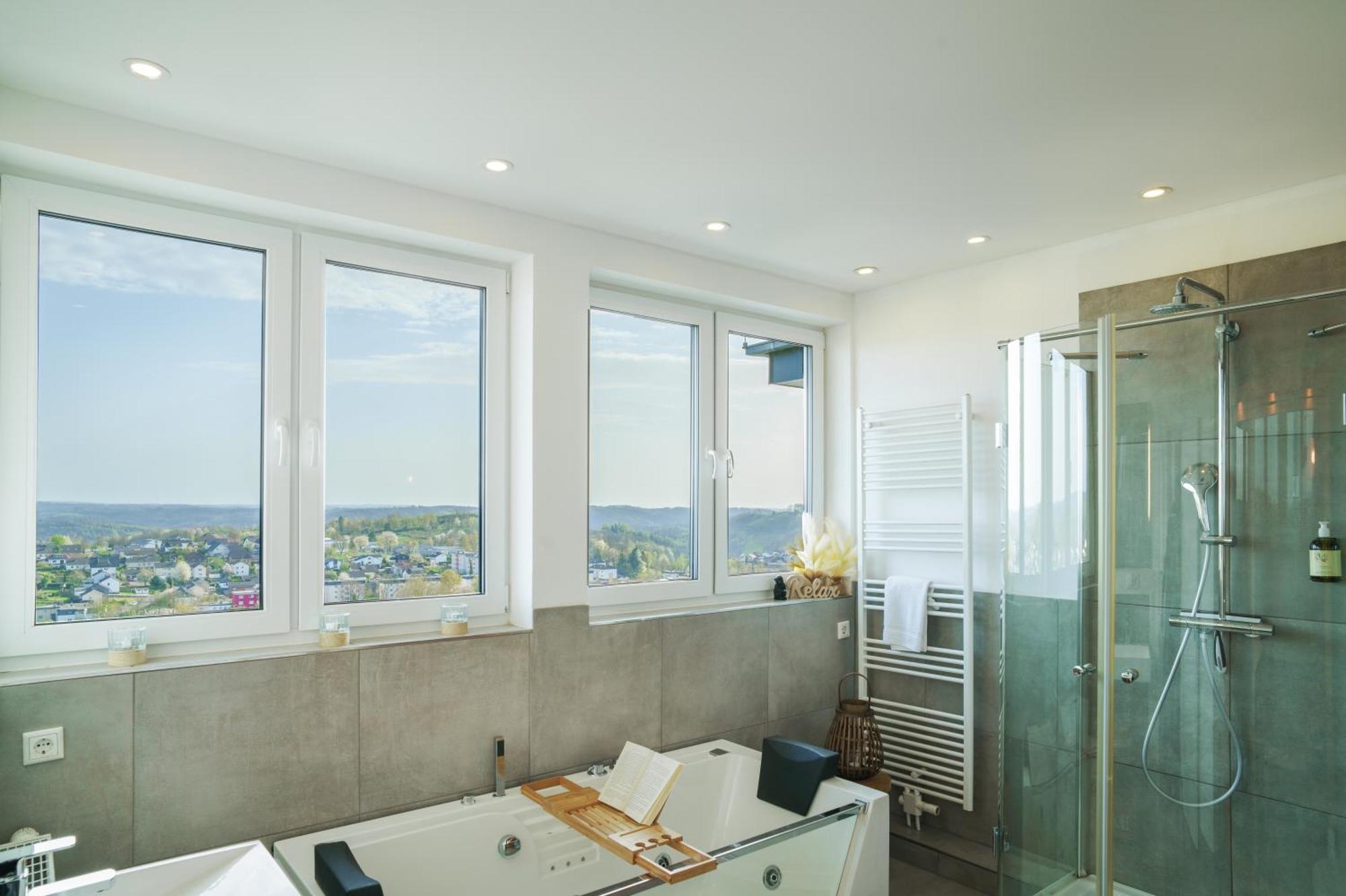 Immo-vision - Penthouse Privat Wellness Bergneustadt